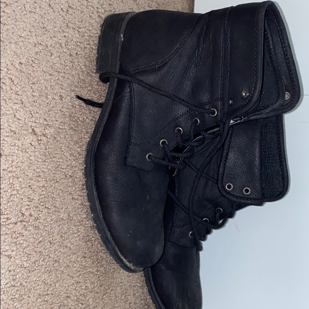 〽️BLACK BOOTS〽️